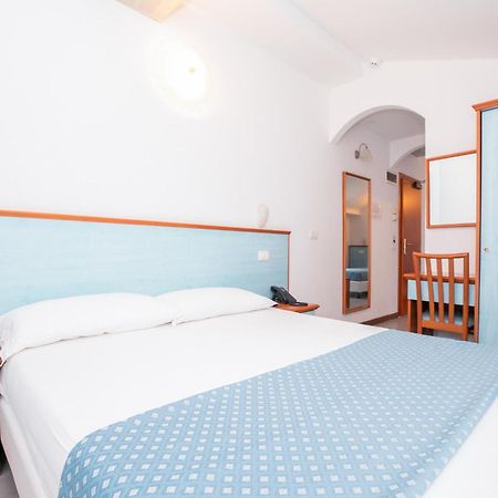 Hotel Brienz เบลลาเรีย-อีเจอา มารีนา ภายนอก รูปภาพ