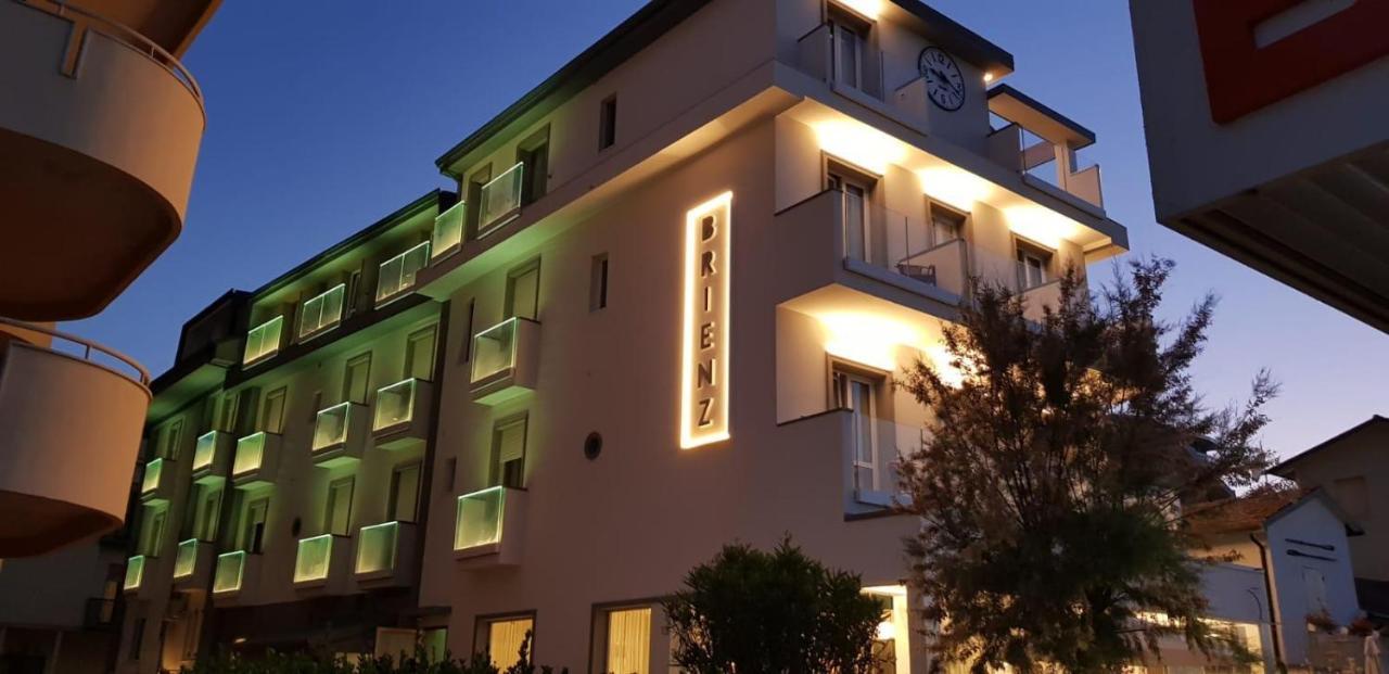 Hotel Brienz เบลลาเรีย-อีเจอา มารีนา ภายนอก รูปภาพ