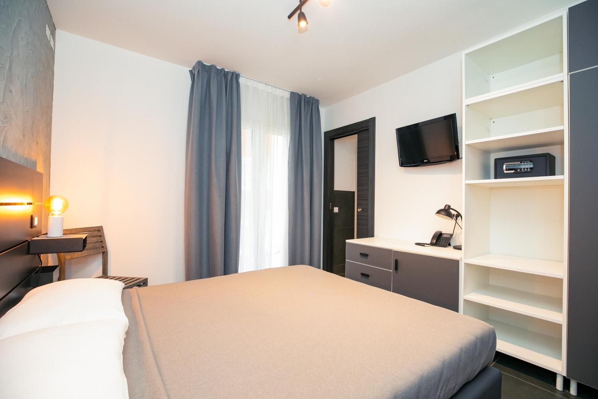 Hotel Brienz เบลลาเรีย-อีเจอา มารีนา ภายนอก รูปภาพ