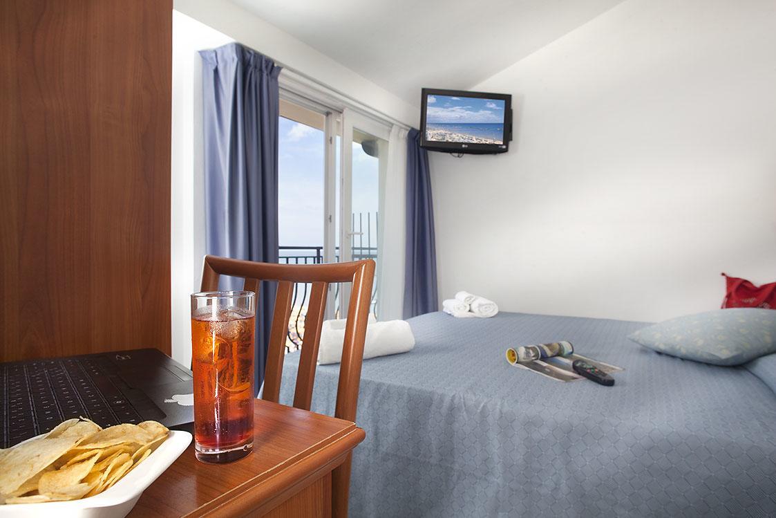 Hotel Brienz เบลลาเรีย-อีเจอา มารีนา ภายนอก รูปภาพ