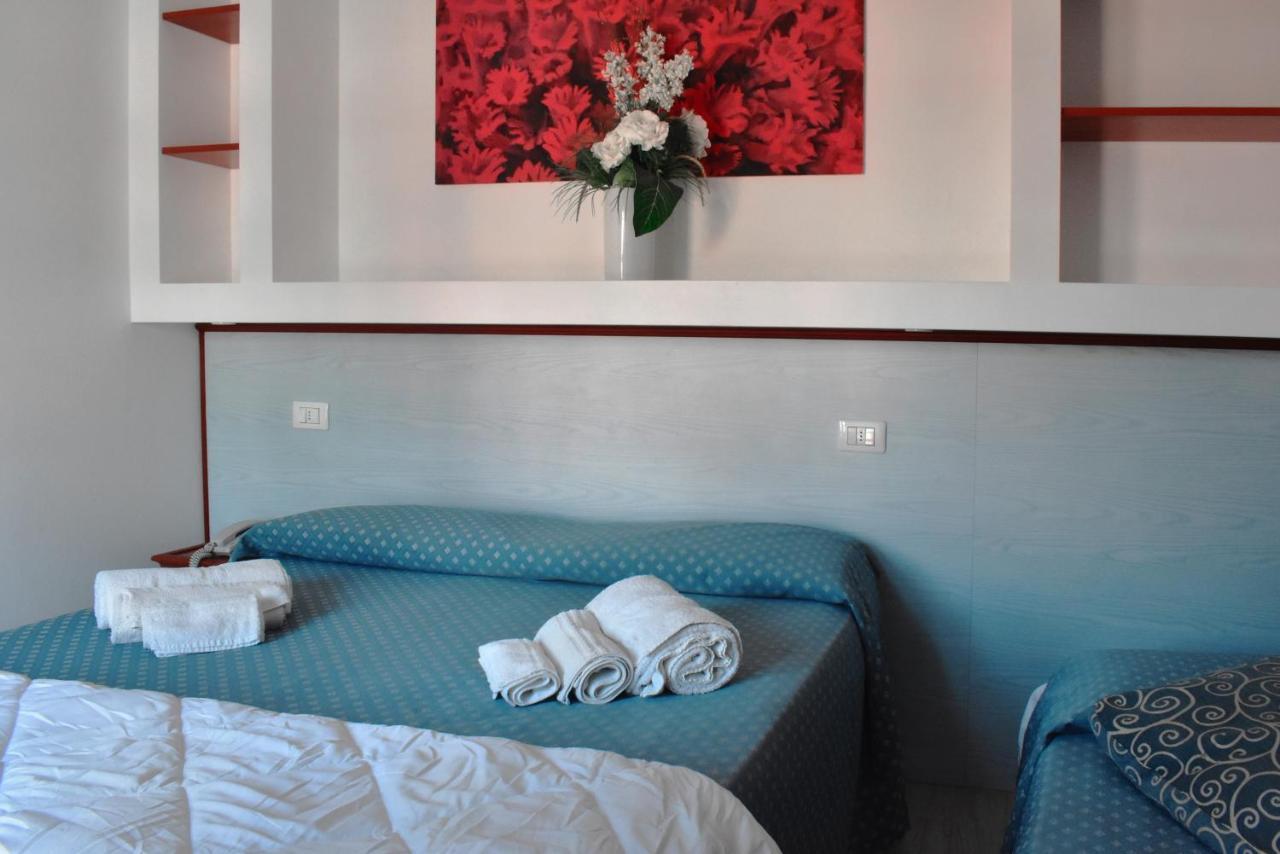 Hotel Brienz เบลลาเรีย-อีเจอา มารีนา ภายนอก รูปภาพ